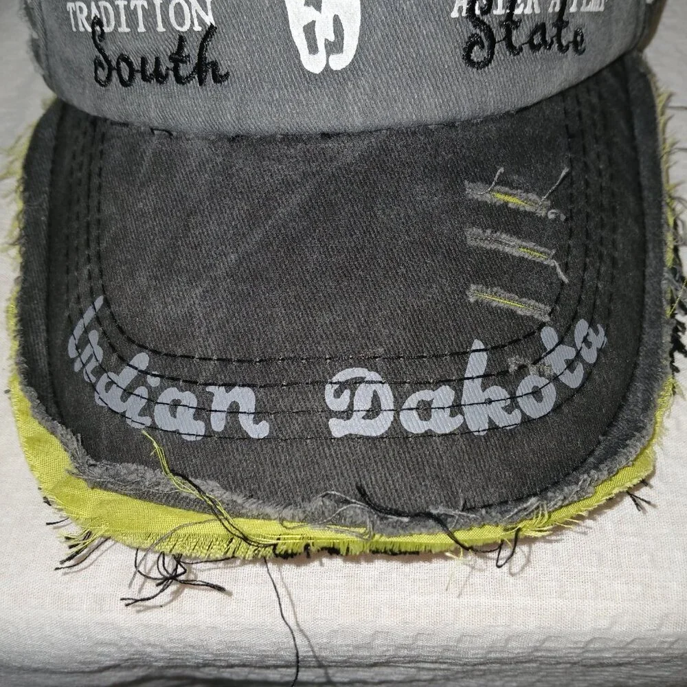 BLACK LABEL DISTRESSED INDIAN DAKOTA HAT, BASEBALL CAP.  BLACK, NWOT